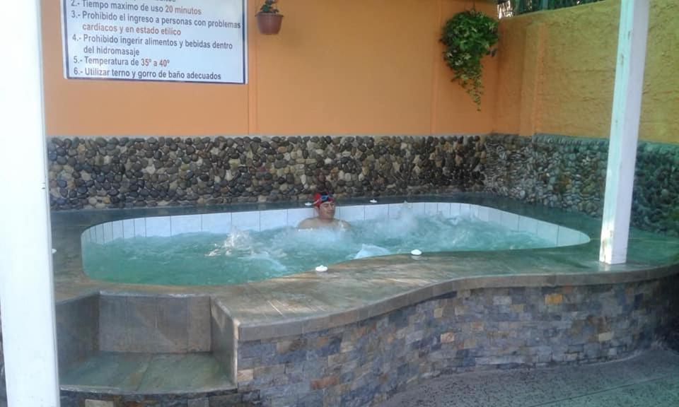 Hosteria La Chorrera Quito Extérieur photo