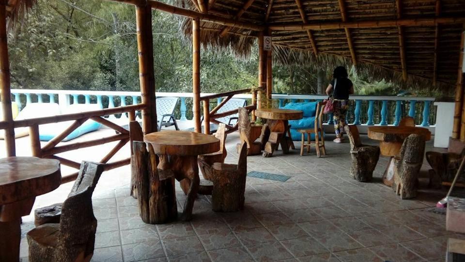 Hosteria La Chorrera Quito Extérieur photo
